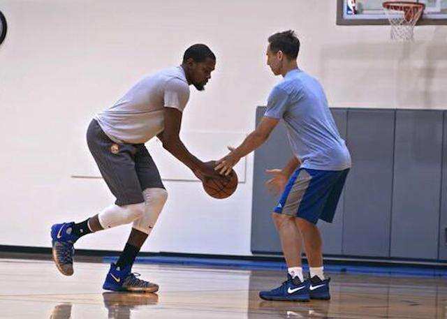 比赛节奏的 比赛节奏的