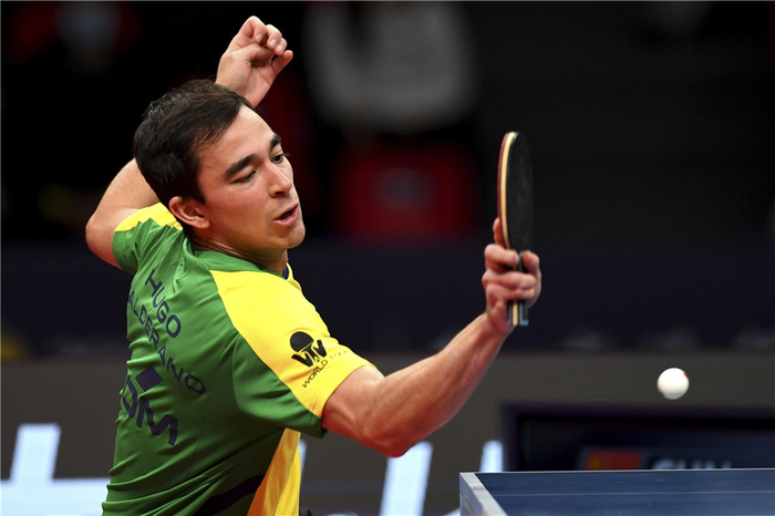 通过一系列 通过一系列